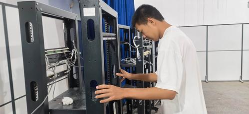 从中职课堂走向行业标准——18高级网络1班《网络综合布线工程技术》一体化教学纪实